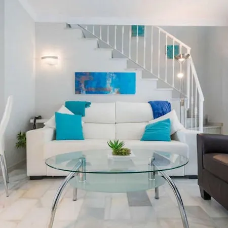 Semesterbostad Casa Soleada - Beautiful Villa, Corner By Pools, Facilities,full Kitchen, 3 Terraces, Internet