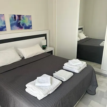 Casa Soleada - Beautiful Villa, Corner By Pools, Facilities,full Kitchen, 3 Terraces, Internet