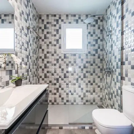 Casa Soleada - Beautiful Villa, Corner By Pools, Facilities,full Kitchen, 3 Terraces, Internet