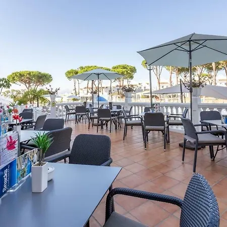 Casa Soleada - Beautiful Villa, Corner By Pools, Facilities,full Kitchen, 3 Terraces, Internet * Марбелья