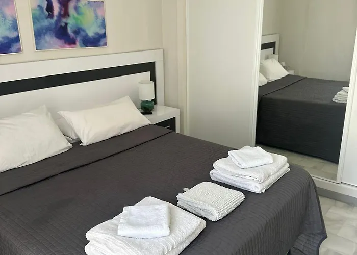 Casa Soleada - Beautiful Villa, Corner By Pools, Facilities,full Kitchen, 3 Terraces, Internet
