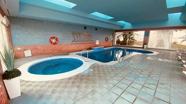 Будинок відпочинку Casa Soleada - Beautiful Villa, Corner By Pools, Facilities,full Kitchen, 3 Terraces, Internet