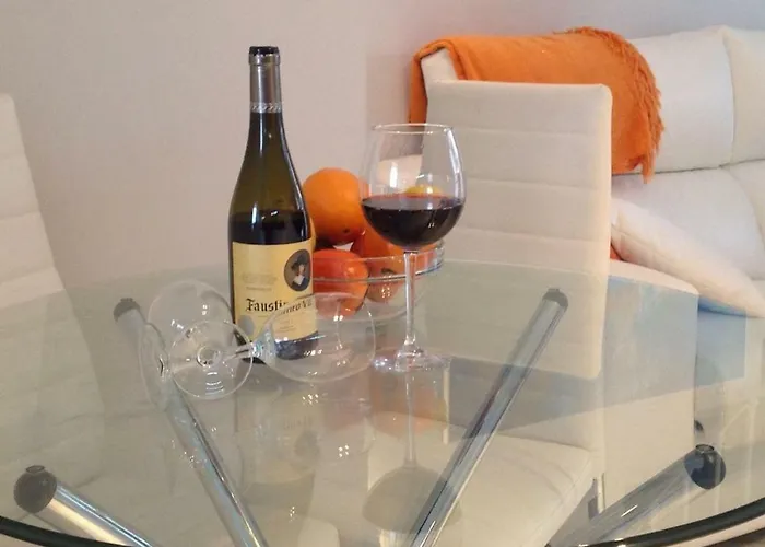 Casa Soleada - Beautiful Villa, Corner By Pools, Facilities,full Kitchen, 3 Terraces, Internet Будинок відпочинку
