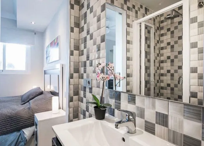 Casa Soleada - Beautiful Villa, Corner By Pools, Facilities,full Kitchen, 3 Terraces, Internet