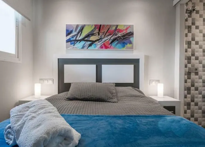 Casa Soleada - Beautiful Villa, Corner By Pools, Facilities,full Kitchen, 3 Terraces, Internet * Марбелья